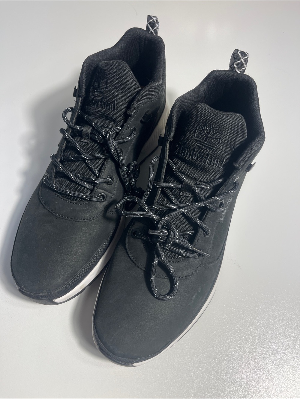 Timberland Men's Black and White Low-Top Sneakers